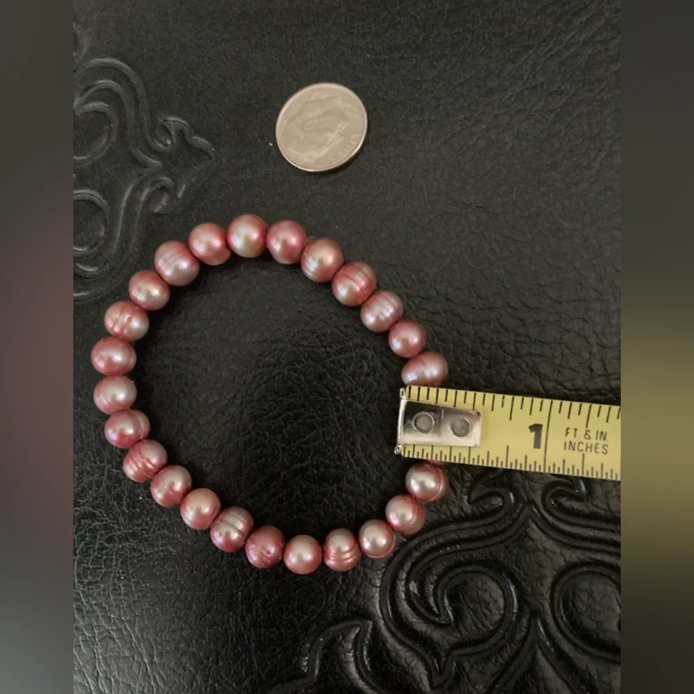 Pearl stretch bracelet